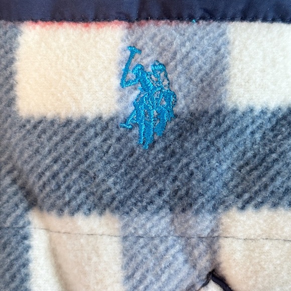 U.S Polo Assn fleece vest kids size 4T - Picture 8 of 9